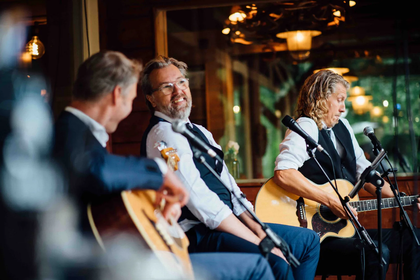 Akoestische band Het CassetteBandje met live muziek in Noord-Brabant